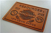 品牌服飾輔料加工訂制、真皮皮牌、真皮皮標(biāo)、仿皮、PVC、PU皮牌